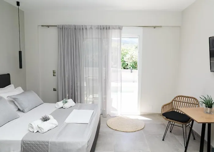 Comodo Nydri (Lefkada)