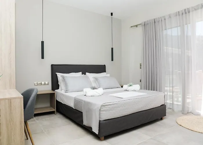 Comodo Nydri (Lefkada)